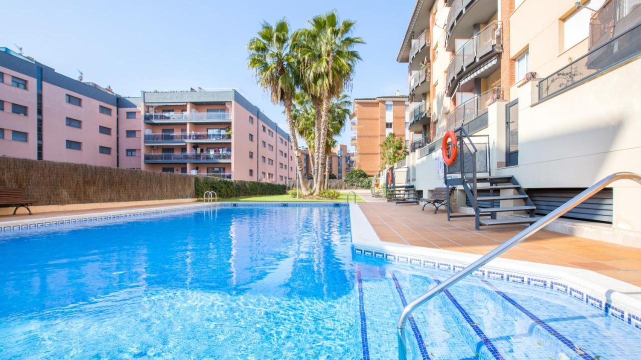 2P-53 - Lloret De Mar Exterior photo